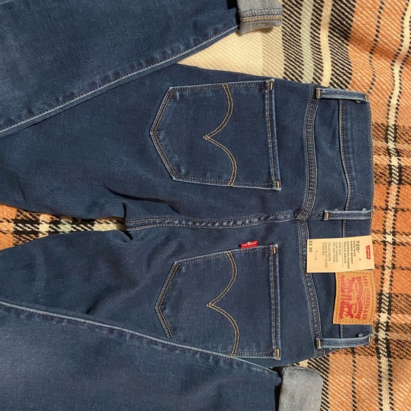 Levi’s high-rise sculpt skinny jeans BNWT - Picture 4 of 5